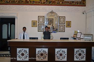 02 Hotel_Laxmi_Vilas_Palace,_Udaipur_DSC4551_b_H600